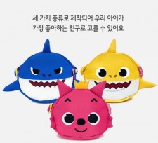 韓國直送 Baby Shark / PinkFong 斜揹袋<筍價預購>(T7154BM)