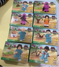 魷魚遊戲 lego ($180/8盒) (T3105DS).